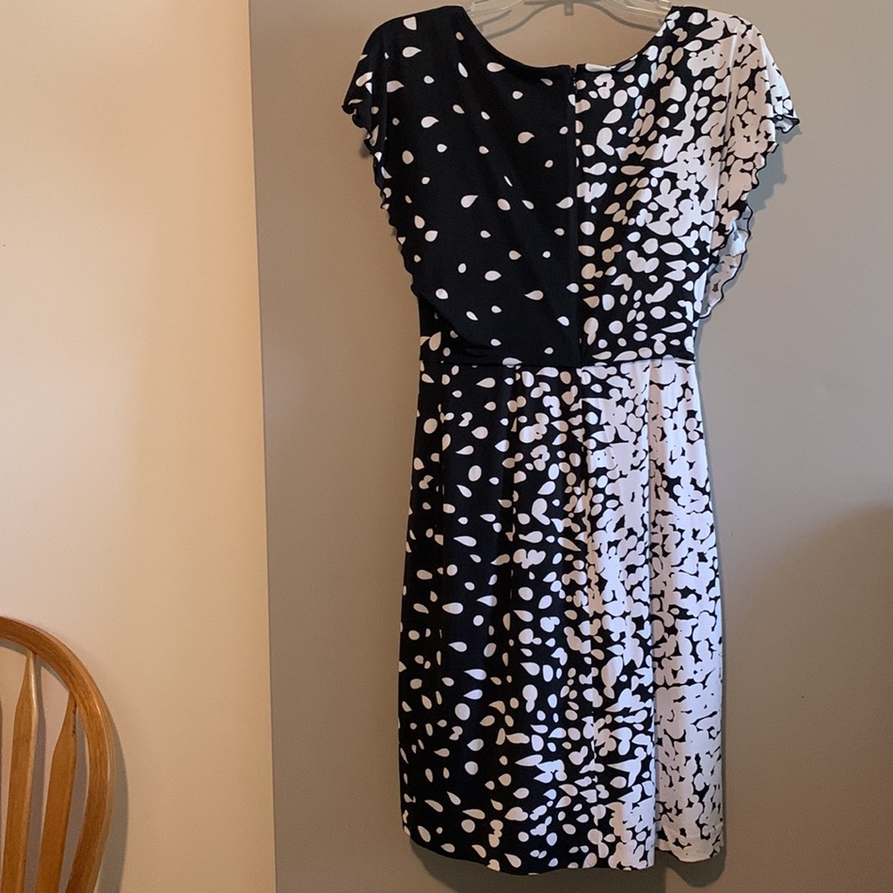 Whit House Black Market Flutter Sleeve Dress - Picture 4 of 4